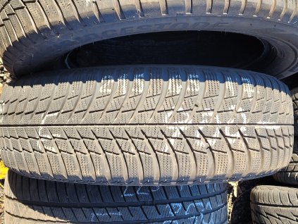 215/65 R17 99H zimní použité pneu BRIDGESTONE BLIZZAK LM001