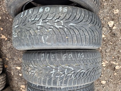 215/60 R16 95H zimní použité pneu NOKIAN WR D3