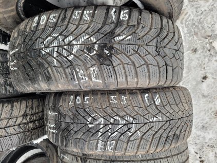 205/55 R16 94H zimní použité pneu KUMHO WINTER CRAFT WP52