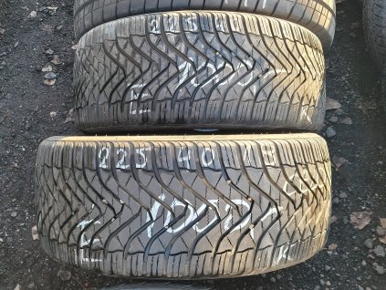 225/40 R18 92W celoroční použité pneu GRIP MAX SUREGRIP A/S