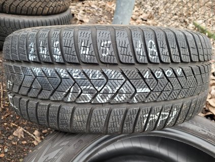 245/45 R18 100V zimní použitá pneu PIRELLI WINTER SOTTO ZERO 3