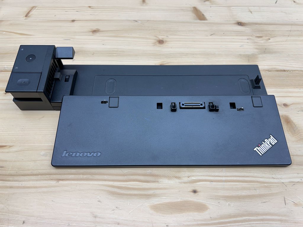15937 1 lenovo thinkpad pro dock type 40a1