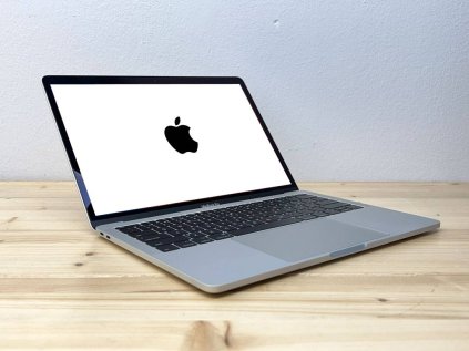 Repasovaný Apple MacBook Pro 13" (Mid 2017) | Počítače24.cz