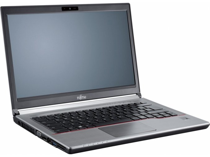 Fujitsu Lifebook E743 2