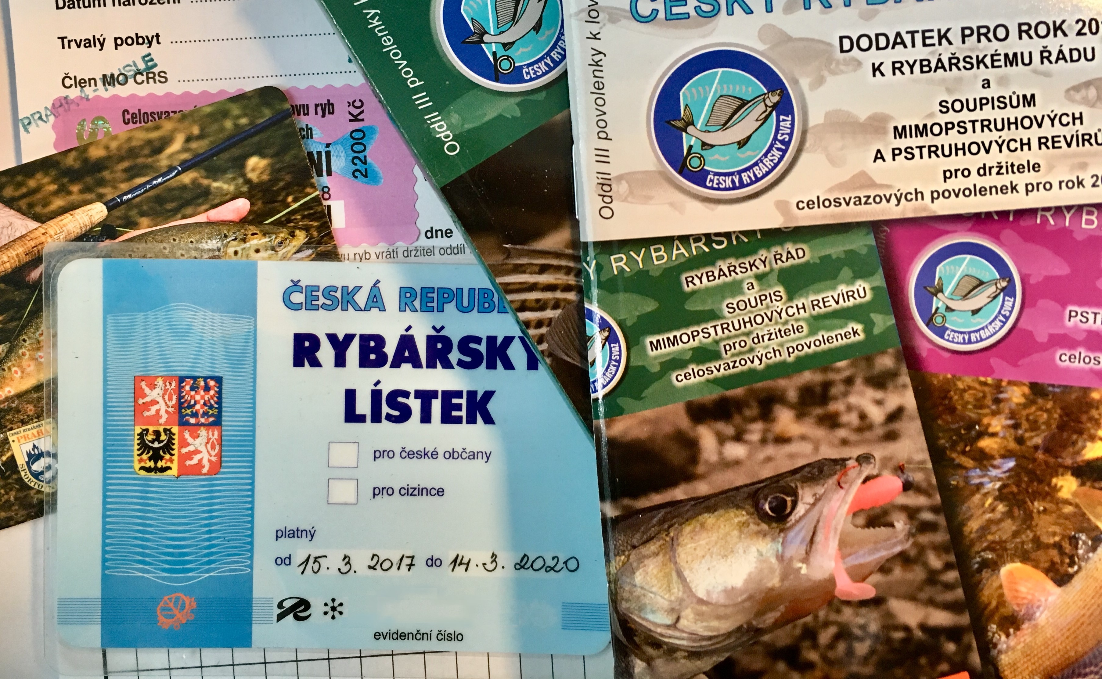 Rybářský lístek a rybářská povolenka