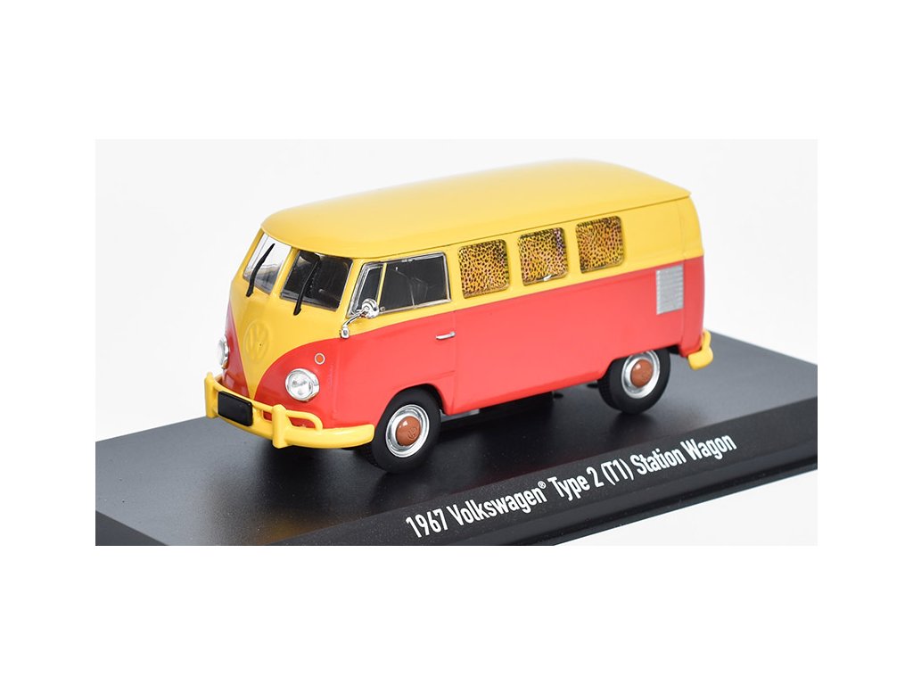 367516 volkswagen type 2 t1 station wagon 1967 1 43 greenlight