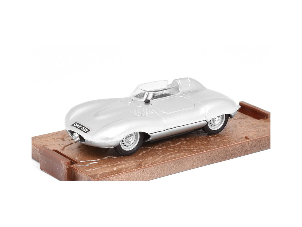 391426 jaguar d type hp 260 seda 1 43 brumm model ze sbirky
