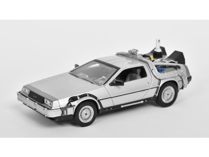 348463 delorean back to the future ii 1 24 welly