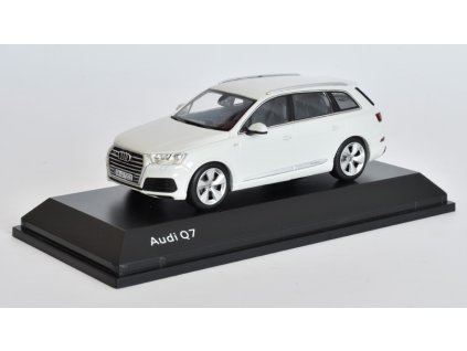 360556 audi q7 v8 tdi s line 2014 1 43 spark model