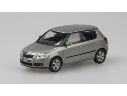 367735 skoda fabia 2 bezova cappuccino 1 43 abrex specialni edice s nalepkami