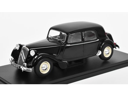 369208 citroen traction 15 six 1953 1 24 hachette casopis s modelem