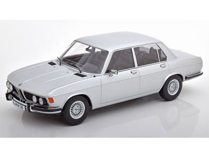 369655 bmw 3 0s e3 mkii 1971 1 18 kk scale