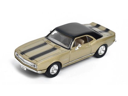 377512 chevrolet camaro z 28 1967 bezova 1 43 lucky die cast