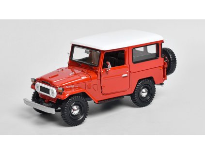 379372 toyota fj40 hardtop land cruiser 1 24 motormax