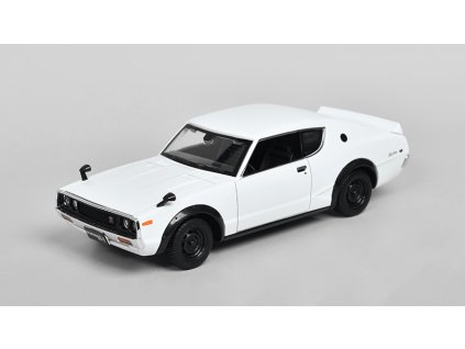 379408 nissan skyline 2000gt r 1973 1 24 maisto