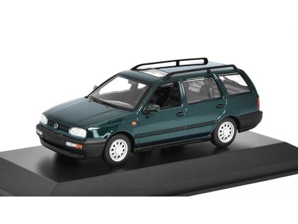 390328 volkswagen golf iii variant 1997 zeleny 1 43 maxichamps