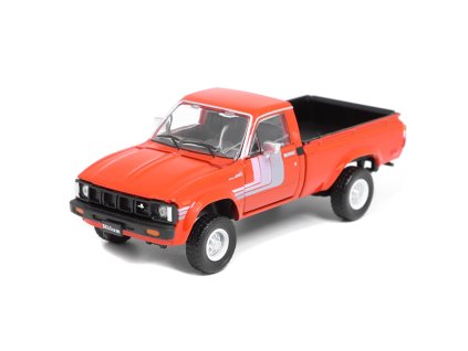 393568 toyota hilux n60 pick up 1980 oranzova 1 64 bm creations