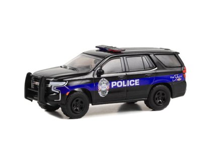 Chevrolet Tahoe Police Pursuit Vehicle 2022 164 GreenLight (1)