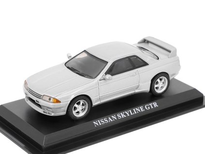 Nissan Skyline GTR 143 Edicola časopis s modelem (2)
