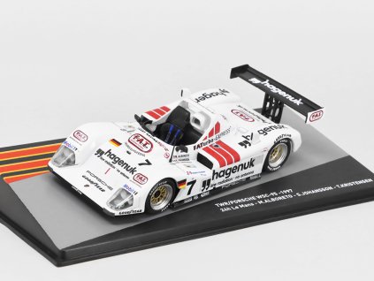 TWR Porsche WSC 95 1997 24h Le Mans 143 Centauria časopis s modelem (2)