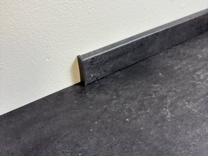 soklova lista spc rigid beton sedy 2m