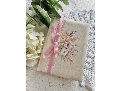 Blok Nostalgie s kyticí