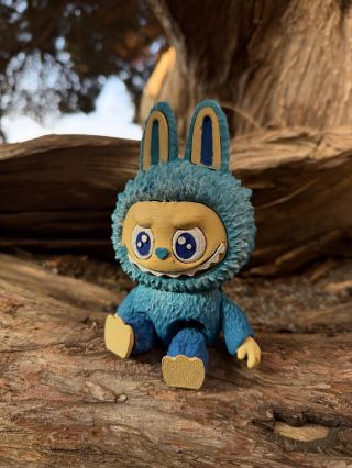 ✨ Playful / Creative 🎨 Labubu is ready to be painted! A 3D-printed Labubu set with colors & brushes – made for little...