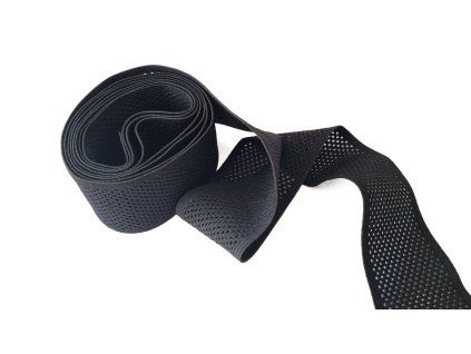 Pružná guma černá / 122cm