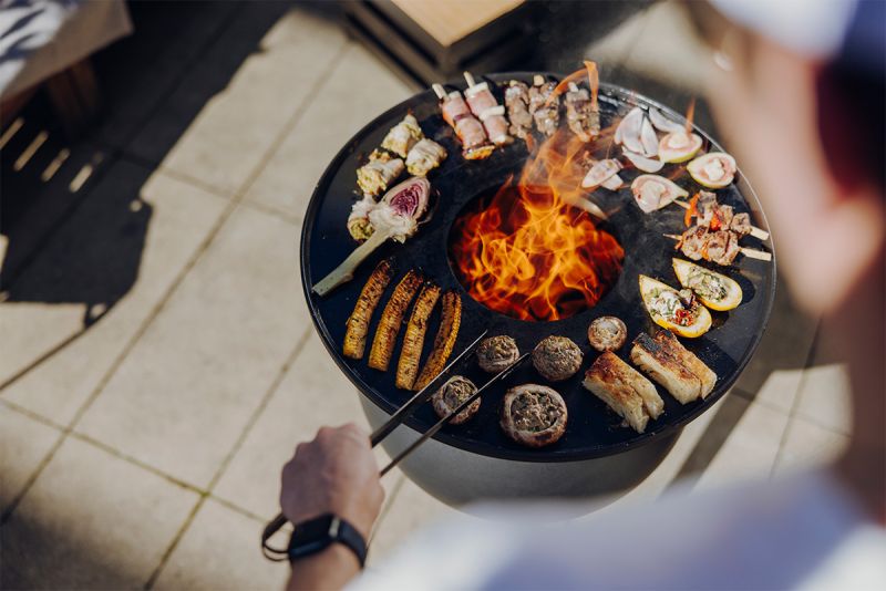 00963_MOON-45-Plancha-Grillset-hoch-atmo-5_800x800