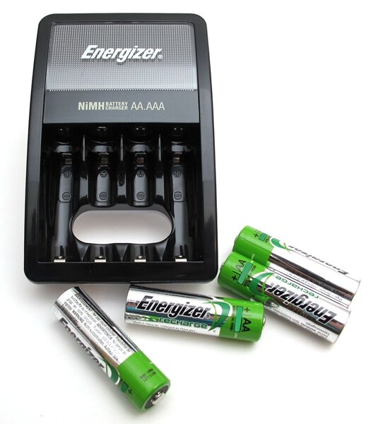 Energizer Maxi + 4ks R6/AA 2000 mAh NH15-2000