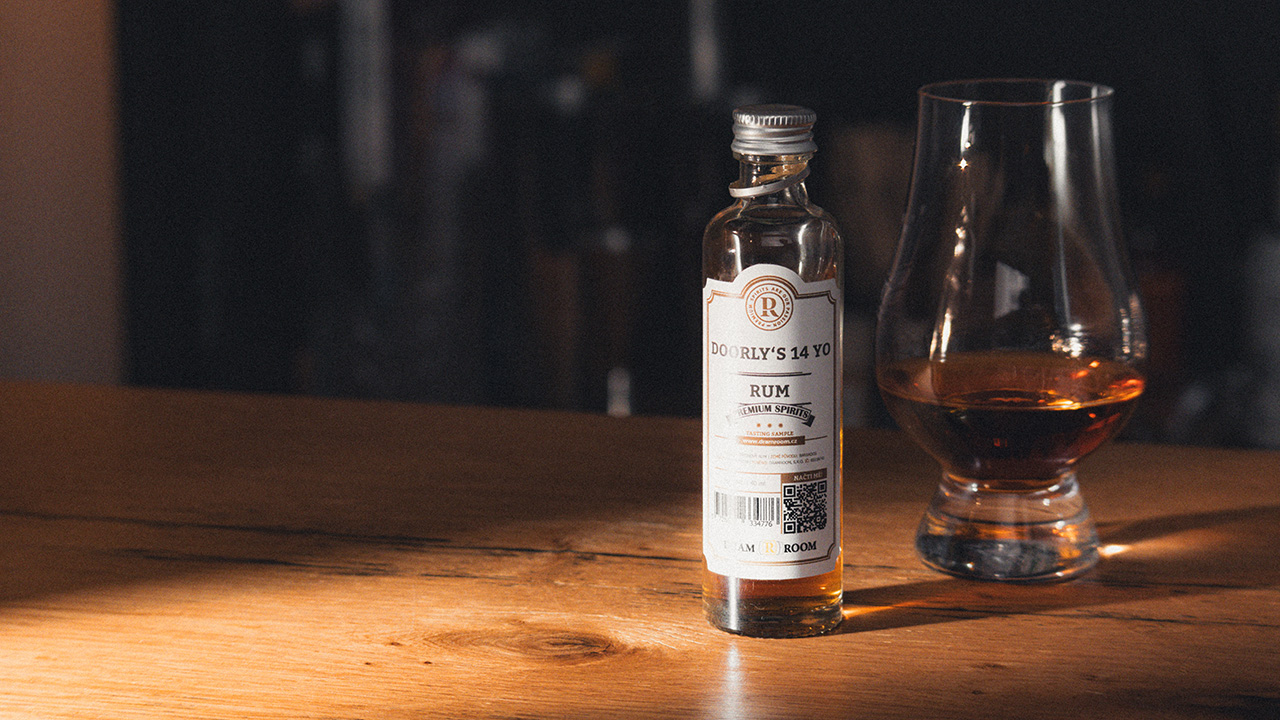 VIDEO | Tenhle rum je prostě obyčejný, ALE... (Doorly's 14yo)