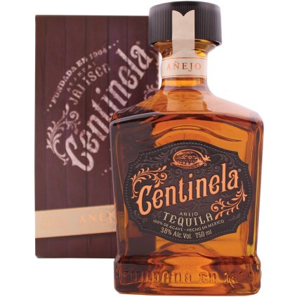 Centinela Anejo 40% 0,7l