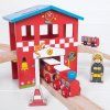 bigjigs rail drevena vlackodraha hasicska stanice