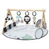 hraci deka s hrazdickou tiny love decor cernobila dreveny stojan