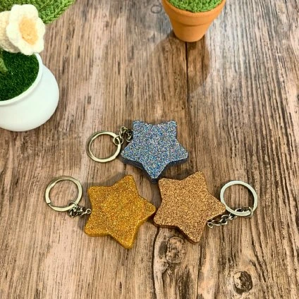 Přívěsek velký Hvězda  ručně vyráběný – pryskyřice – originál