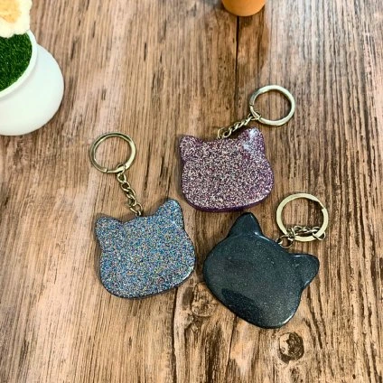 Přívěsek velký Kočka  ručně vyráběný – pryskyřice – originál