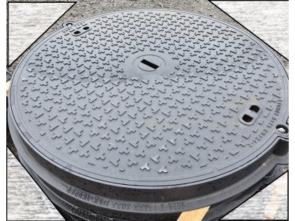 Liatinový šachtový poklop B125 bez odvetrania, priemer. 1000mm, v liatinovom ráme s pätkou 1100mm