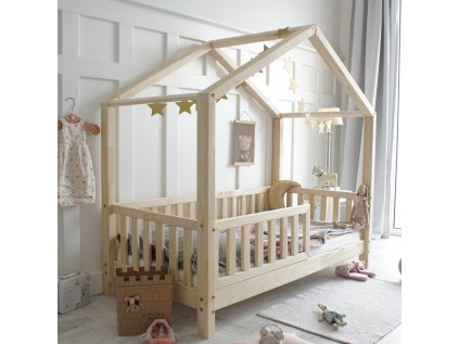 Domečková postel HouseBed se zábranou 200x90 cm - přírodní
