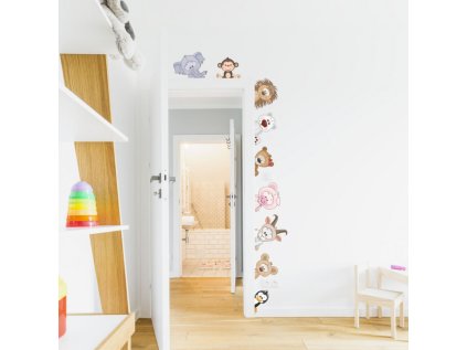 Samolepky na zeď - Zvířátka z dvora kolem dveří, samolepky pro deti N.1 - 9 ks od 14 do 29 cm doprava