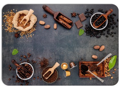 světlé prostírání na stůl s motivem kávy koření a čokolády, dřevěný podklad, rozložené ingredience
