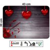 Omyvatelné PVC prostírání s černým dřevěným motivem, červenými srdíčky a květinami, rozměr 43 x 30 cm