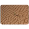 Prostírání s motivem písečných dun a travního porostu, imitace písku, rozměr 43 x 30 cm