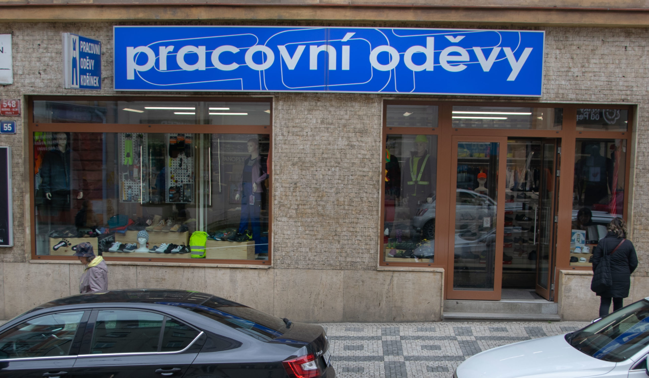Prodejna Letenské náměstí
