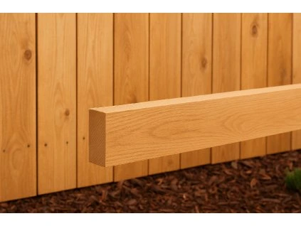 Dřevěný plot s detailní texturou