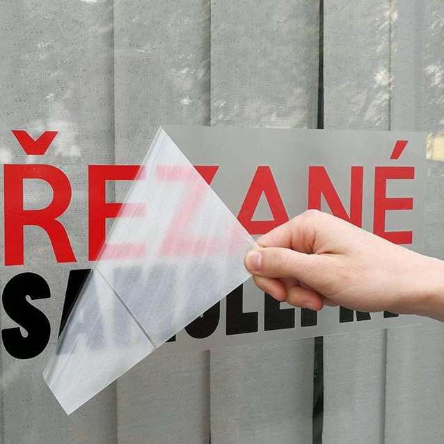 Nadchněte svět s kreativními řezanými samolepkami!