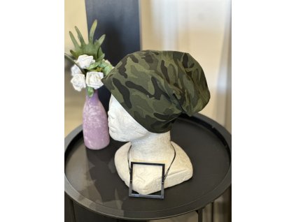 Čepice - zelený maskáč + černá