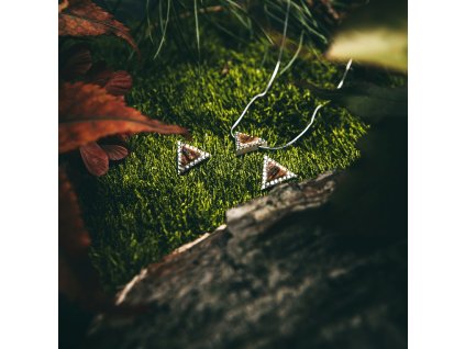 set polovnickych sperkov z parozia tetrao nahrdelnik nausnice trojuholnik 3