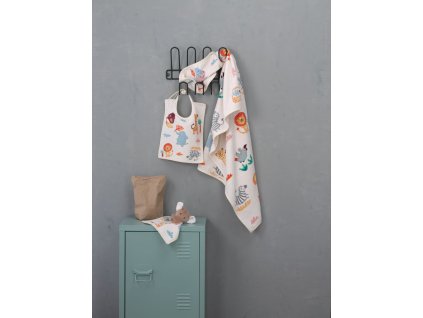 mt web wild safari stillife schrank