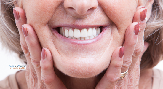 Polykání tablet s vyndavací protézou