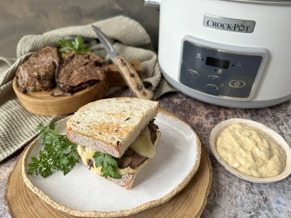 Hovězí plátky v chlebu z pomalého hrnce - recept
